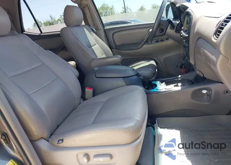 2006 Toyota Sequoia Sr5 V8 from USA, damaged, VIN 5TDZT34A46S277520